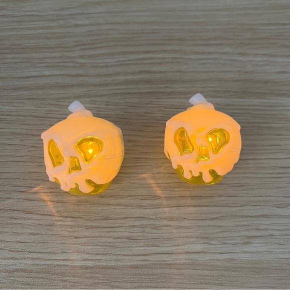 Disney Poison Apple Drink Cube 2021 - Picture 1 of 6